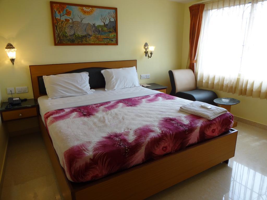 Hotel Nahar Manchester Inn Coimbatore Exterior photo