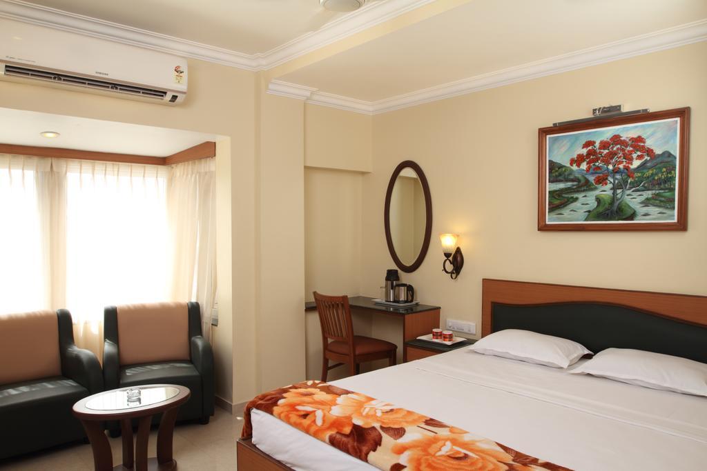 Hotel Nahar Manchester Inn Coimbatore Exterior photo